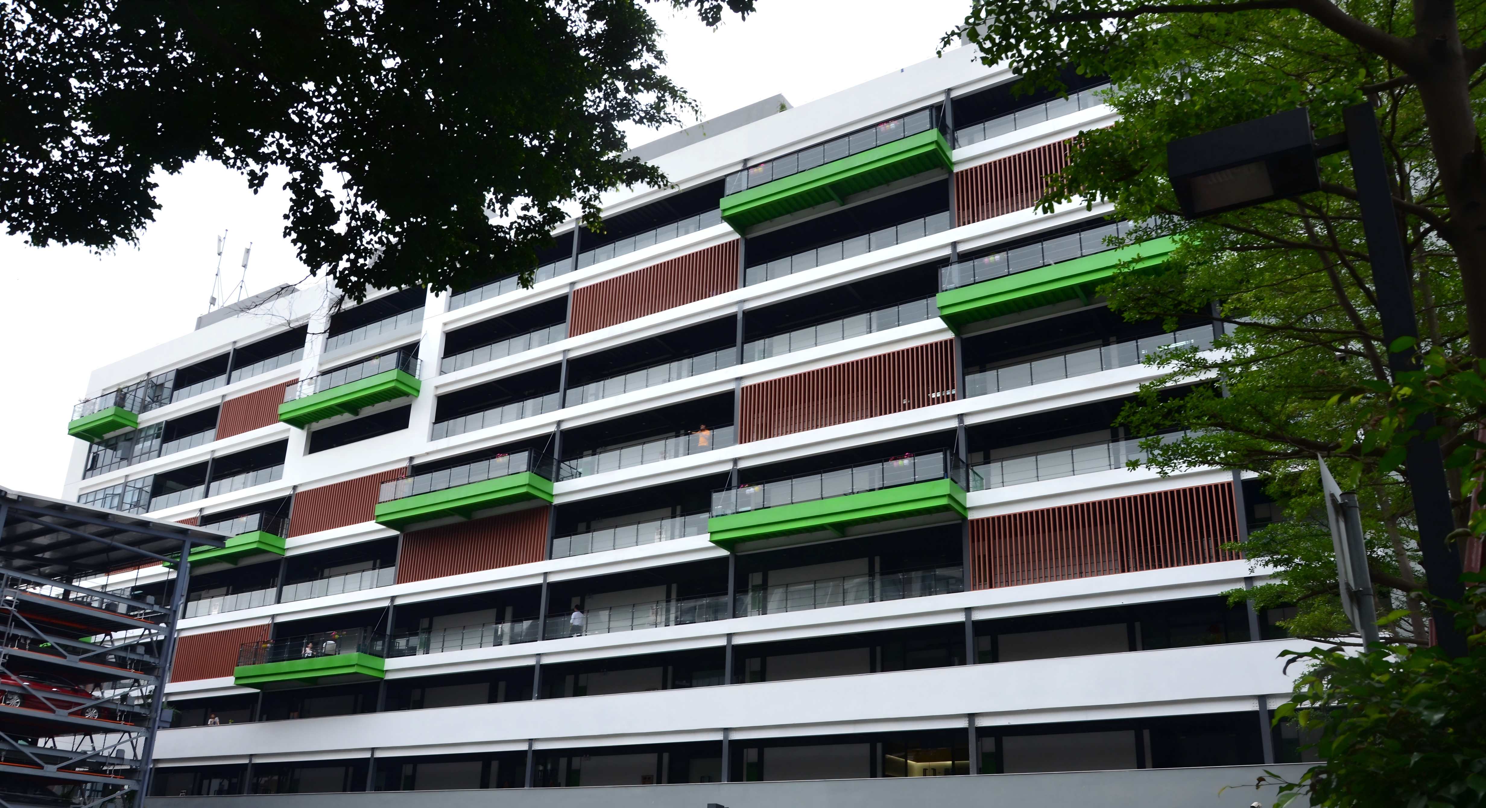 �V�|��Ӆ^Ԫ���ǅRPark����@���wͣ܇��